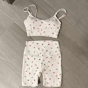 Chic White and Red Patterned Sports Bra Set